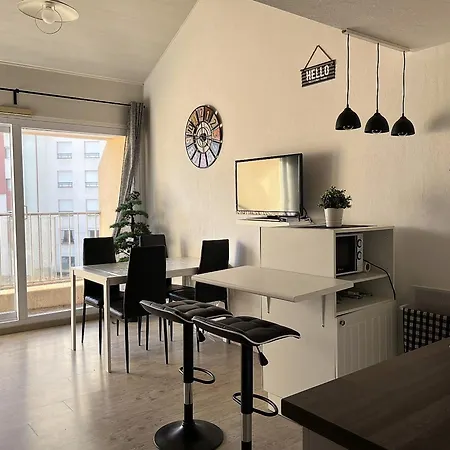 アパート Mezzanine Proche Avec Balcon - Fr-1-197-558 *
