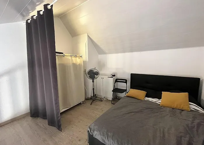 Mezzanine Proche Avec Balcon - Fr-1-197-558 * Les Sables-dʼOlonne