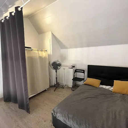 Mezzanine Proche Avec Balcon * Les Sables-dʼOlonne