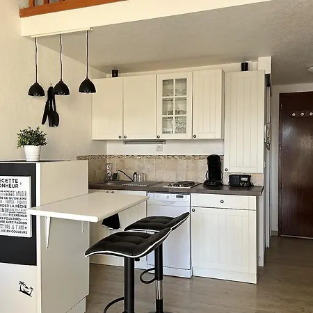 Mezzanine Proche Avec Balcon - Fr-1-197-558 * Les Sables-dʼOlonne